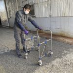 折り畳み式スタンド