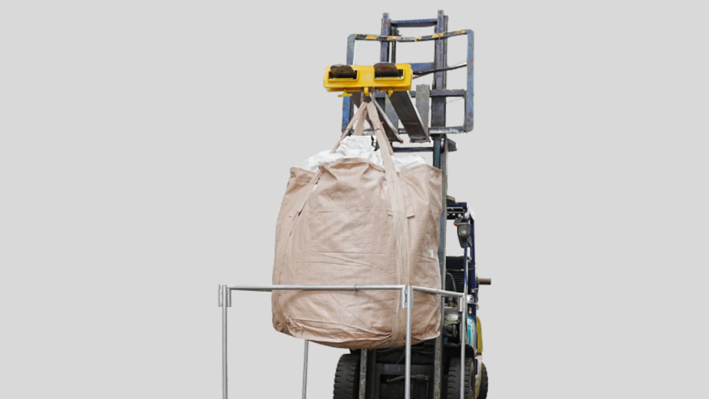 フレコンバッグ底穴開け